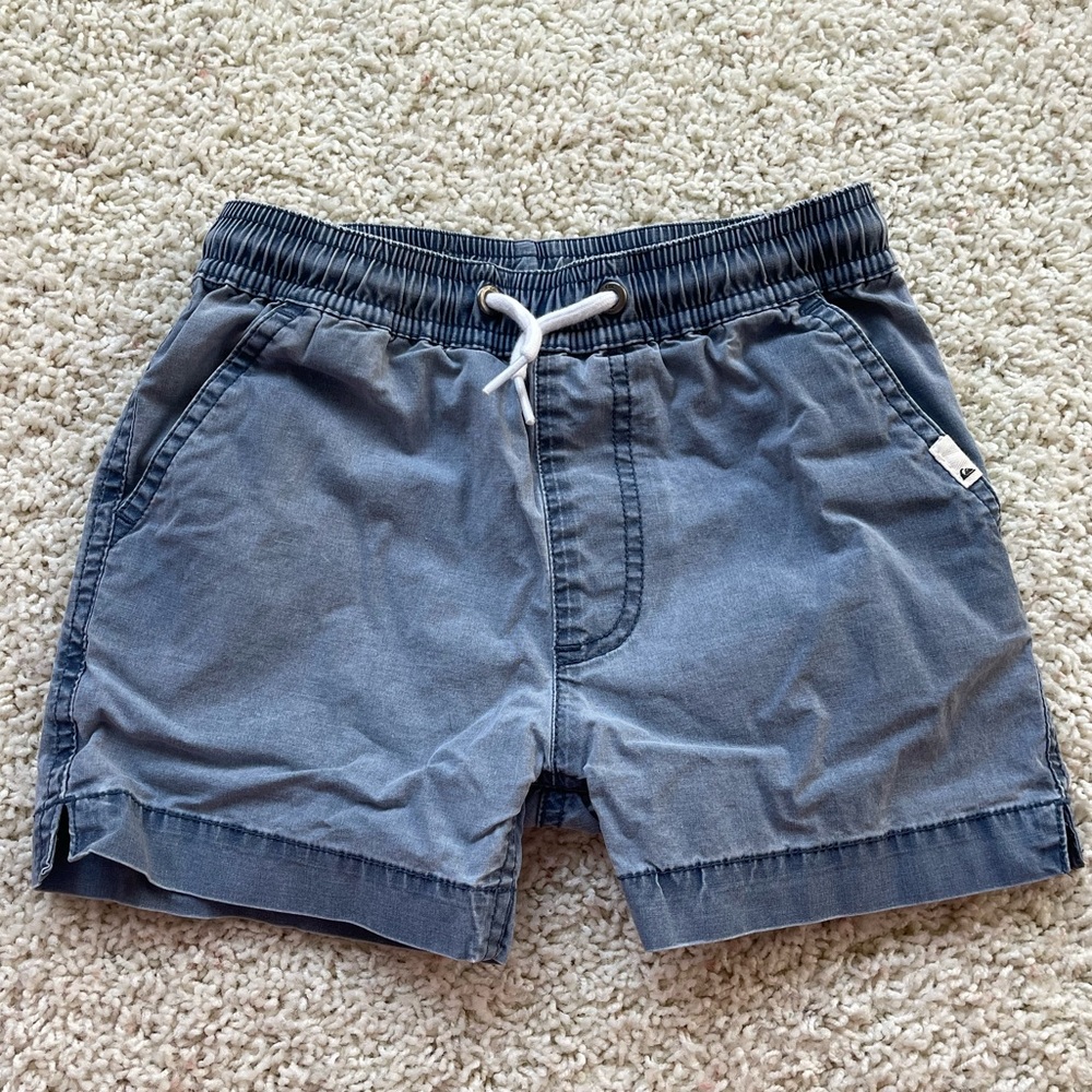 Quicksilver Taxer Elastic Shorts size 5